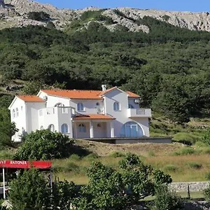 Ara-marina , Baška Kroatien